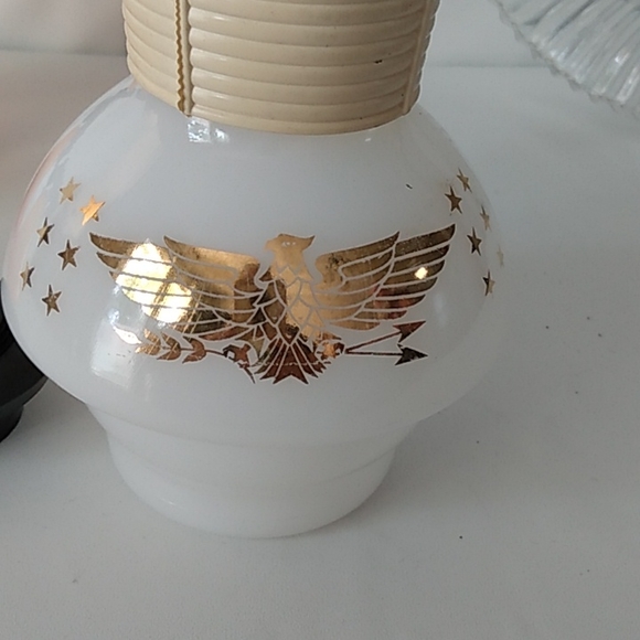 Americana, liberty bell salt and pepper shakers, eagle plate, coffee carafe - Picture 8 of 11